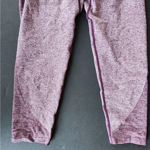 Gymshark Purple Workout Leggings - Picture 5 of 9